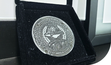 Medalha do prêmio Innovative Workplaces 2023